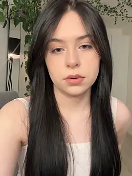 Snapshot of _SweetCandyy chatting on 02-16-25, 06:10  SweetCandyy online show from 02-16-25, 06:10