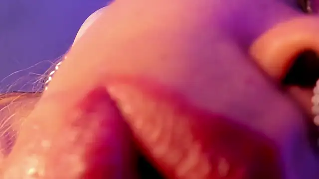 delilah fix online show from 09-20-25, 07:59