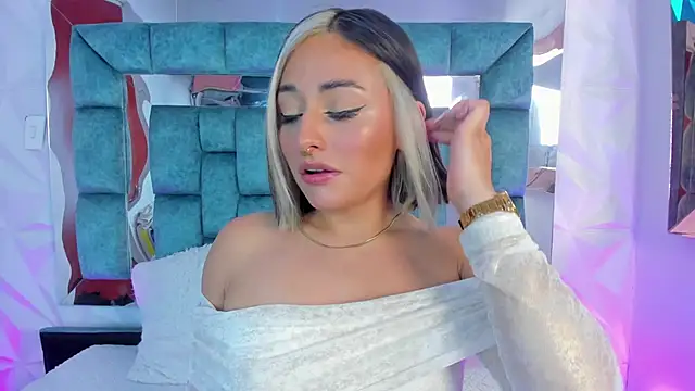 Nanda Vixen online show from 01-30-25, 08:53