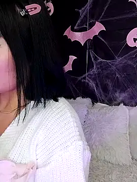 Nanda Vixen online show from 10-29-25, 11:06