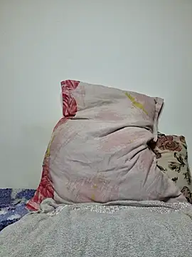 roxi katty online show from 08-08-26, 04:25