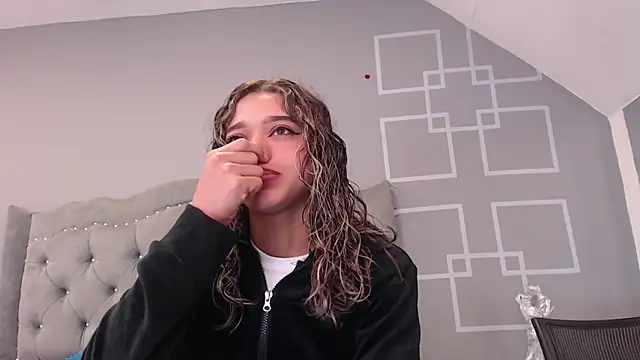 BritneyCollins online show from 02-08-25, 11:22