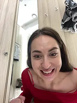 Holly Play online show from 12-13-24, 03:32