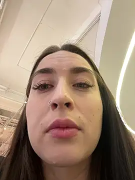 Holly Play online show from 12-16-24, 09:35