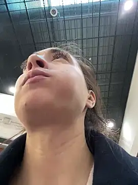 Holly Play online show from 02-18-25, 10:38