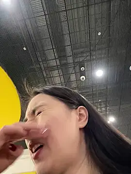 Holly Play online show from 02-24-25, 11:21