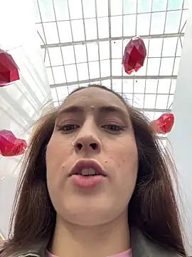 Holly Play online show from 09-11-25, 09:20