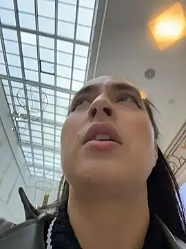 Holly Play online show from 10-10-25, 10:14