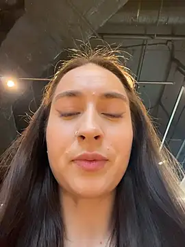 Holly Play online show from 02-13-26, 12:01