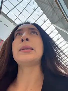 Holly Play online show from 03-13-26, 08:10