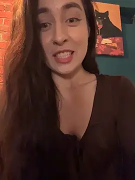 Snapshot of Holly_Play chatting on 06-17-26, 10:39 Holly Play online show from 06-17-26, 10:39
