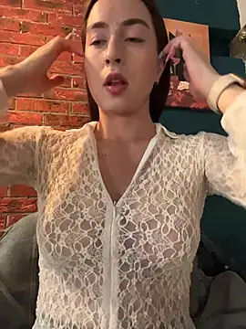 Snapshot of Holly_Play chatting on 07-15-26, 09:58 Holly Play online show from 07-15-26, 09:58