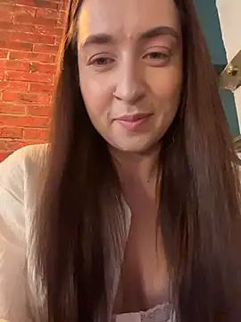 Snapshot of Holly_Play chatting on 07-24-26, 08:56 Holly Play online show from 07-24-26, 08:56
