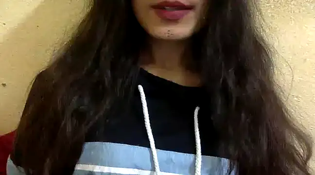 Snapshot of krati74 chatting on 01-29-25, 05:45 krati74 online show from 01-29-25, 05:45