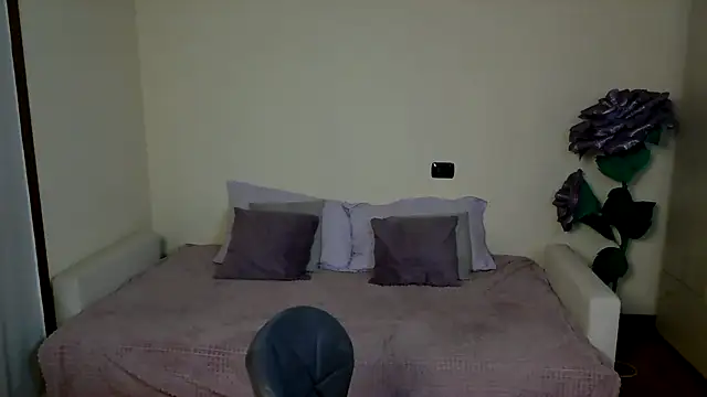 alexabecks online show from 11-05-25, 05:24