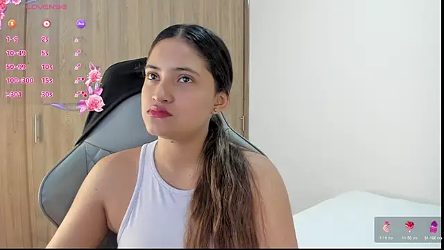 Snapshot of Isa_squirt1 chatting on 02-25-25, 02:03 Isa squirt1 online show from 02-25-25, 02:03