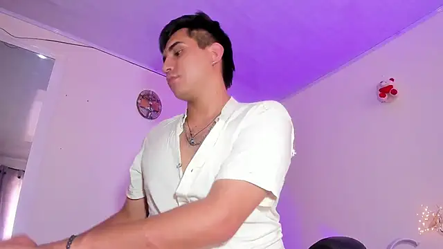 Chris Maddox online show from 12-14-24, 05:18