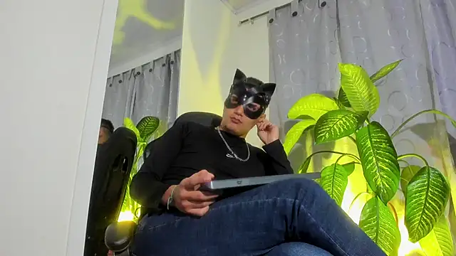 Chris Maddox online show from 01-22-25, 10:40