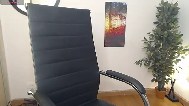 Snapshot of lucy_diiaz chatting on 12-18-24, 11:40 lucy diiaz online show from 12-18-24, 11:40