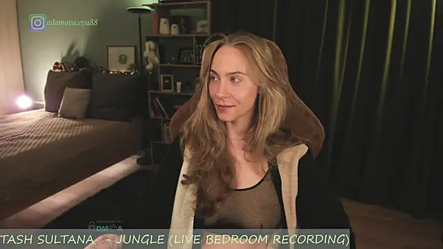 Snapshot of _Eva_Adama chatting on 04-30-26, 07:09 Eva Adama online show from 04-30-26, 07:09