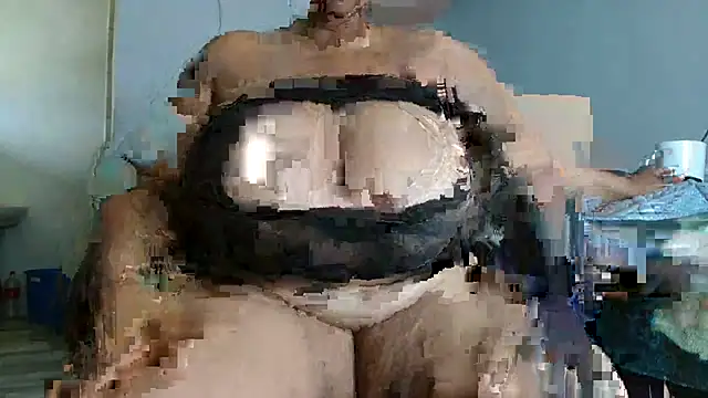 Hugetittiesxx2 online show from 12-17-25, 05:24