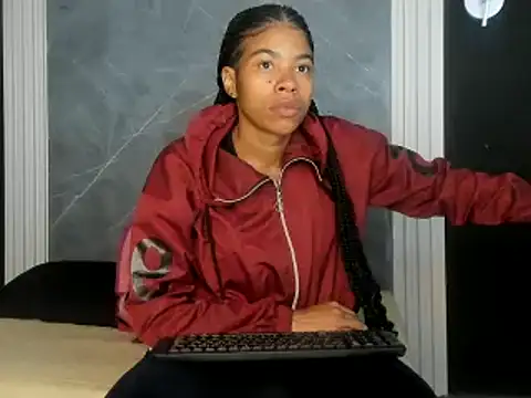 Snapshot of YummyDuooo chatting on 12-24-24, 11:49 YummyDuooo online show from 12-24-24, 11:49