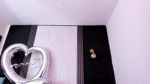 YummyDuooo online show from 04-15-26, 07:58