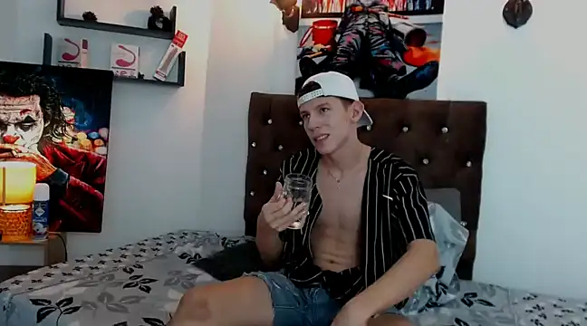 flowers18 online show from 01-15-25, 08:58