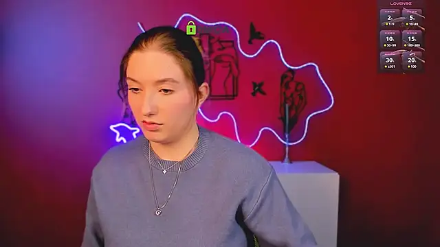 daisy candy online show from 04-12-26, 08:47