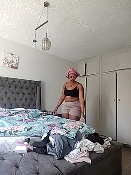 Drippincaty online show from 09-18-25, 09:00