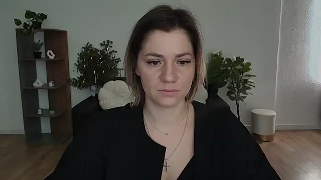 MariaSttone online show from 02-10-25, 02:59