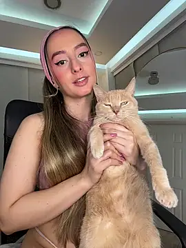 nicollefiorett online show from 11-02-25, 01:19