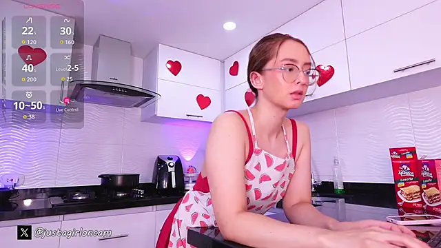 nicollefiorett online show from 02-15-26, 09:11