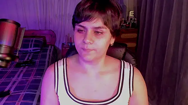 Snapshot of isabelacooperr chatting on 08-02-26, 05:06 isabelacooperr online show from 08-02-26, 05:06
