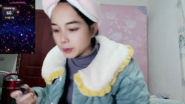 Snapshot of baoer-558 chatting on 12-28-24, 09:31 baoer-558 online show from 12-28-24, 09:31