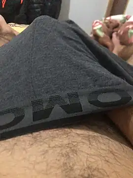 Snapshot of Bigdick_pedro chatting on 10-22-25, 12:11 Bigdick pedro online show from 10-22-25, 12:11