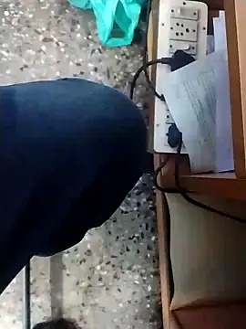 Tamilandteluguboy14 online show from 11-28-25, 12:52