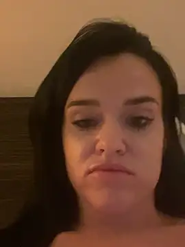 English-Chloe96 online show from 02-13-25, 05:26