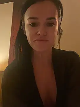 English-Chloe96 online show from 02-26-25, 05:39