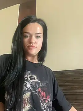 English-Chloe96 online show from 03-10-25, 05:43