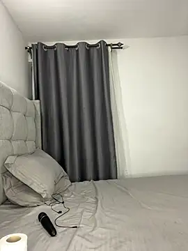 prettiepearl online show from 01-10-26, 09:05