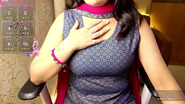 Snapshot of Punjabi_Queen1 chatting on 12-08-24, 08:30 Punjabi Queen1 online show from 12-08-24, 08:30