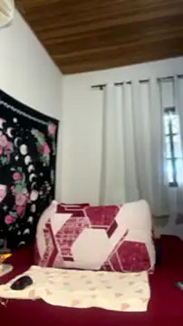 Snapshot of RuivaRaposinha chatting on 07-29-26, 08:07 RuivaRaposinha online show from 07-29-26, 08:07