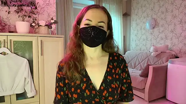 MilfeaN online show from 04-11-26, 10:30