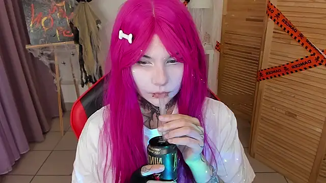 mekurisu online show from 10-28-25, 01:20