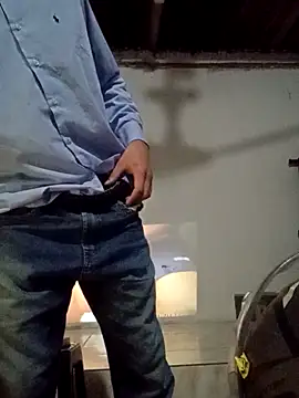 Snapshot of motoboysafd chatting on 11-22-25, 07:07 motoboysafd online show from 11-22-25, 07:07