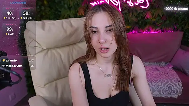 Snapshot of JennyyLuv chatting on 03-05-25, 04:35 JennyyLuv online show from 03-05-25, 04:35