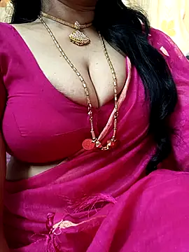 Snapshot of amala_ss chatting on 10-22-25, 07:41 amala ss online show from 10-22-25, 07:41