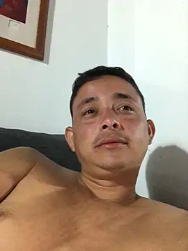 isacalejandroo online show from 01-02-25, 12:45