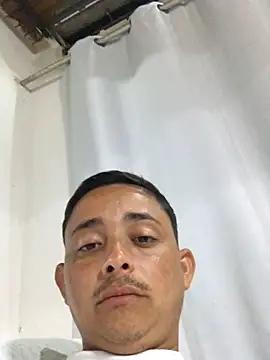 isacalejandroo online show from 02-20-25, 12:19